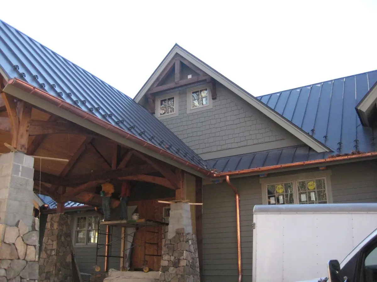 Craftsman Roofing team delivering quality roofing work in Devonsire Heights